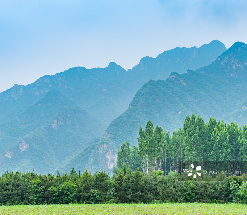北京延庆百里山水画廊白河峡谷田园风光图片素材
