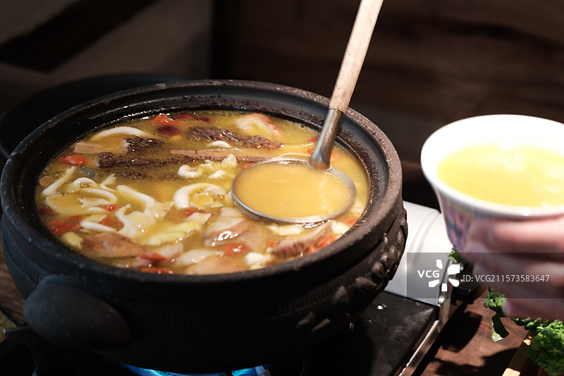 野生菌火锅图片素材