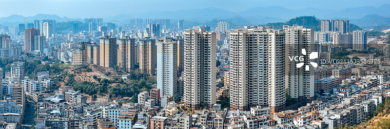 信宜市 解放路 江东湾 鉴江 城市 航拍图片素材