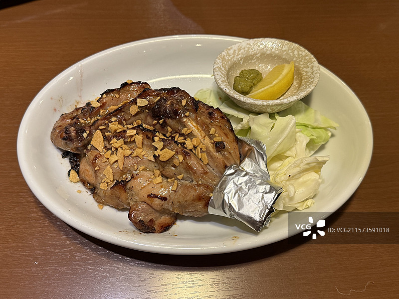 日式居酒屋，高松特色美食，骨付鸡图片素材