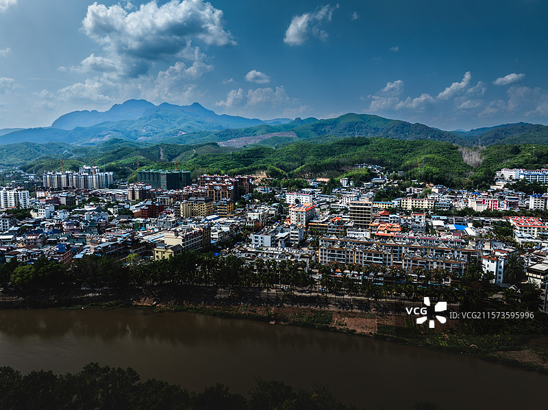 云南省西双版纳傣族自治州勐腊县勐仑镇图片素材