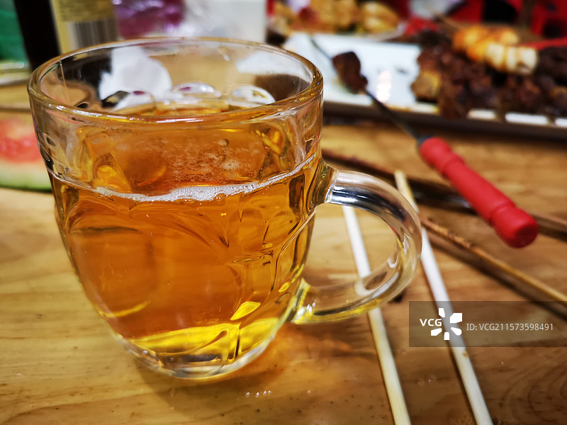夜宵啤酒与烧烤图片素材