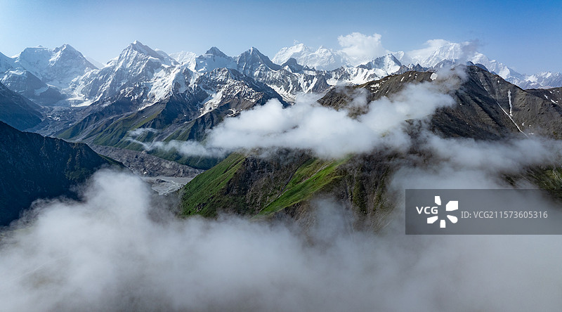新疆天山山脉图片素材