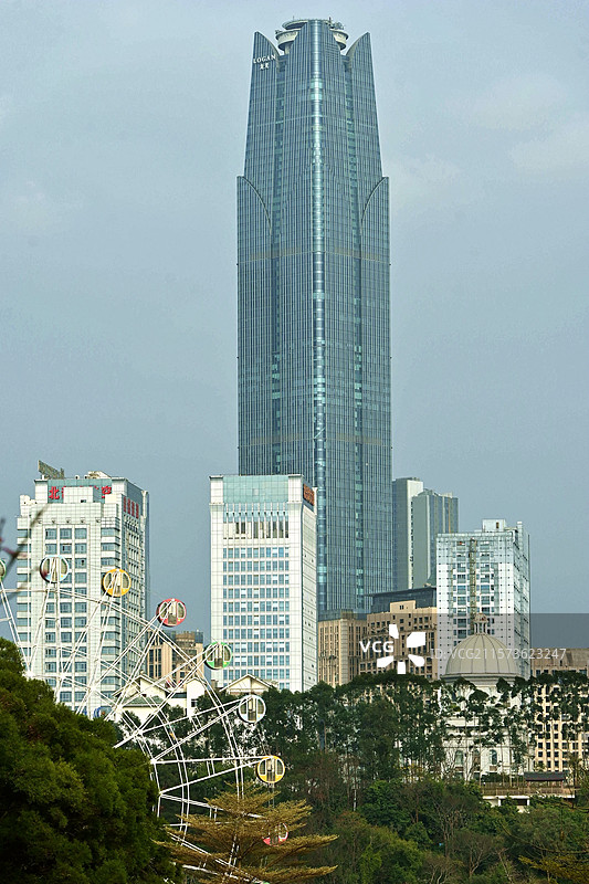 城市风光建筑地产天空摩天大楼图片素材