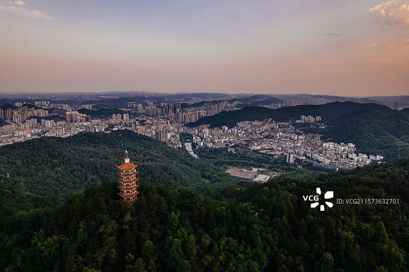 航拍贵州遵义城市风光图片素材