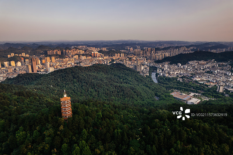 航拍贵州遵义城市风光图片素材