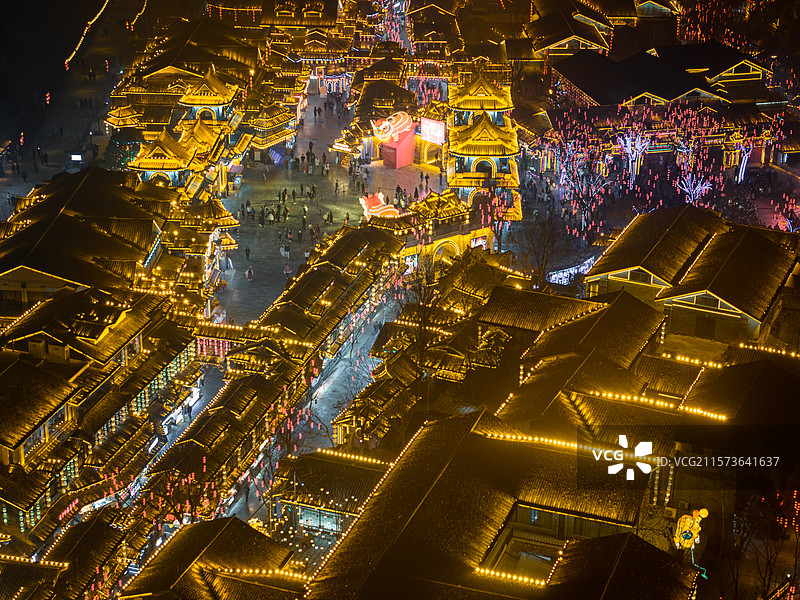 陕西西安周至水街烟火巷子夜景图片素材