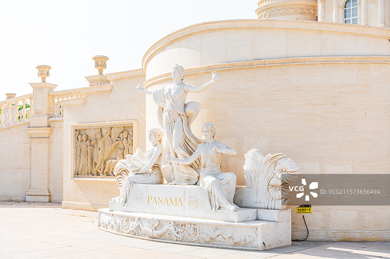 新疆石河子地标 张裕巴保男爵酒庄图片素材