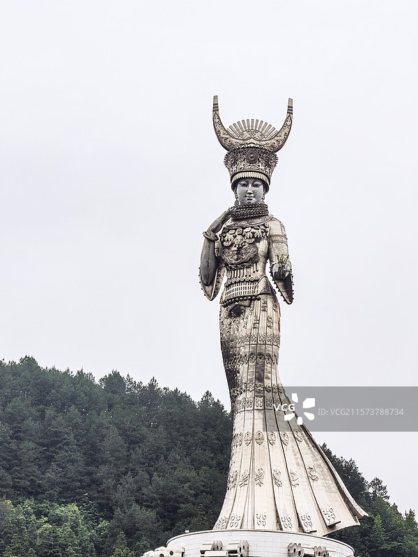 中国贵州黔东南剑河县的仰阿莎大雕像，仰阿莎大雕像景区图片素材