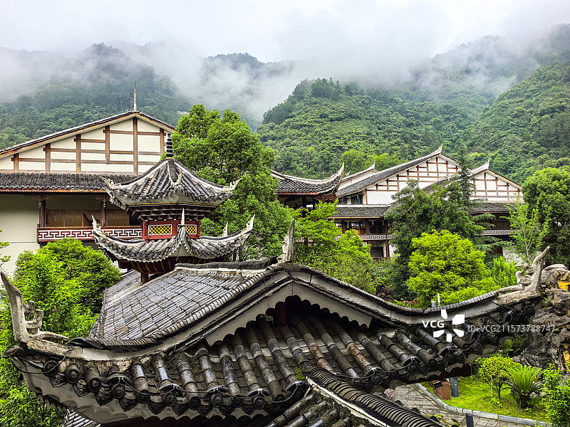 中国贵州黔东南州剑河县仰阿莎温泉小镇风光图片素材