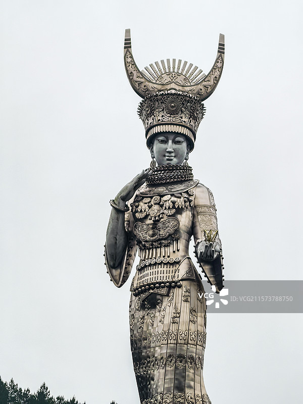 中国贵州黔东南剑河县的仰阿莎大雕像，仰阿莎大雕像景区图片素材