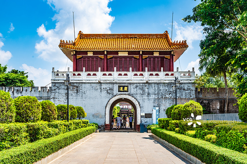 雷州三元塔公园图片素材