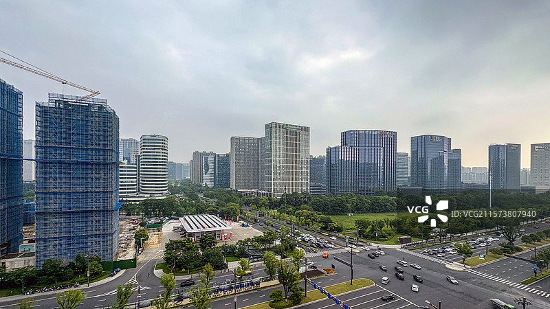 现代城市建筑天际线，高楼大厦图片素材