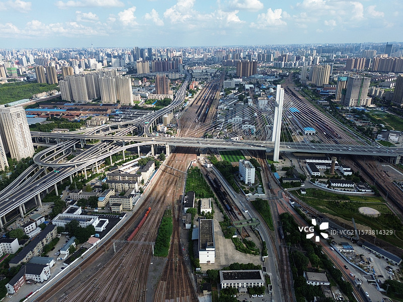 航拍农业路大桥 郑州北站图片素材