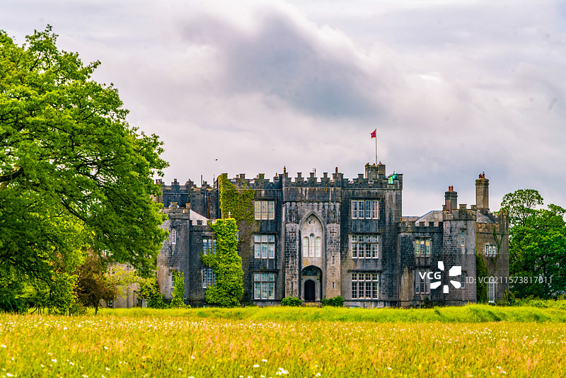 英国爱尔兰中部的奥法利郡比尔城堡巨型望远镜图片素材