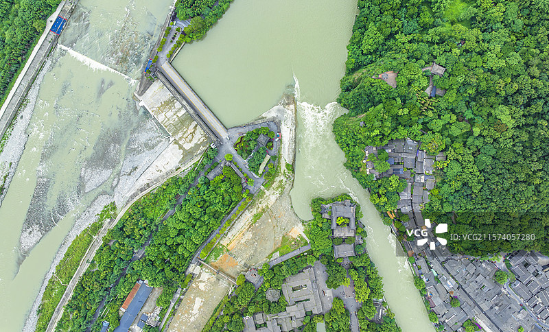 航拍四川世界遗产都江堰水利工程自然风光图片素材