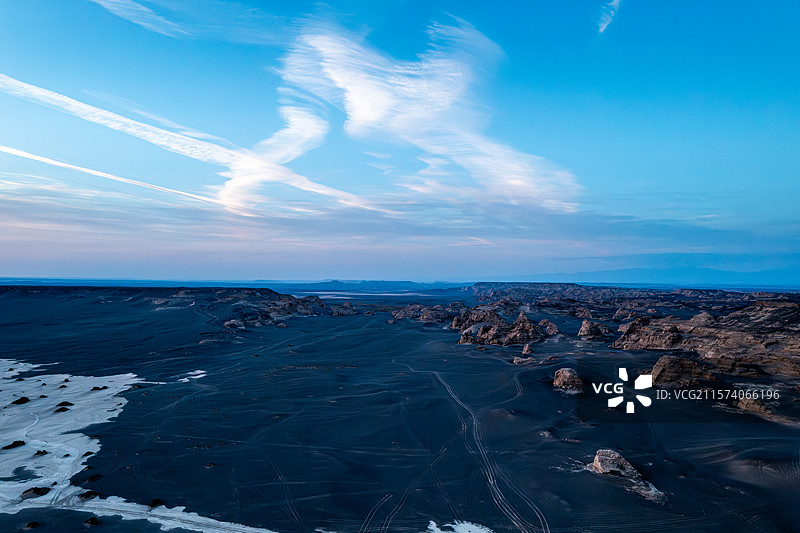 新疆维吾尔自治区哈密市伊州区大海道无人区图片素材
