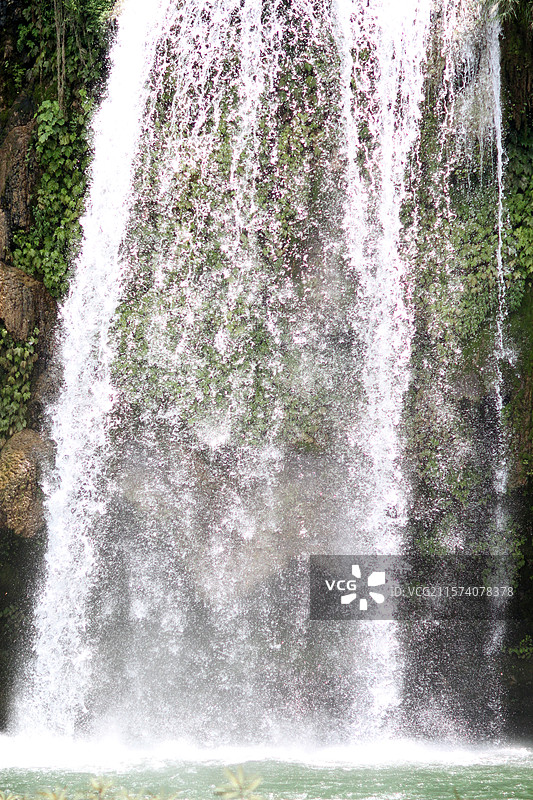 广西田东县龙须河瀑布图片素材