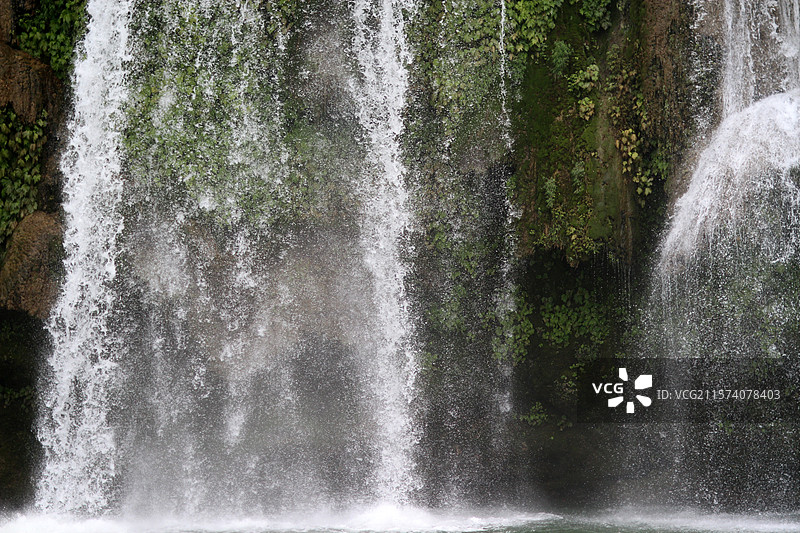广西田东县龙须河瀑布图片素材