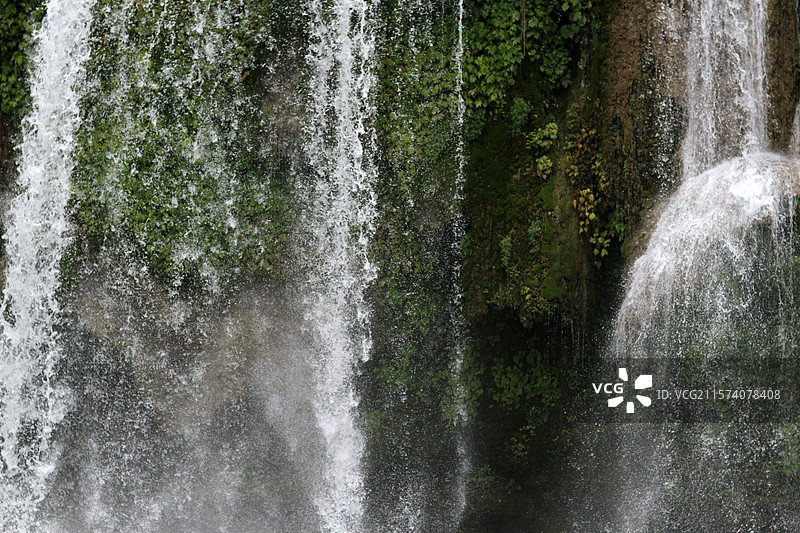 广西田东县龙须河瀑布图片素材