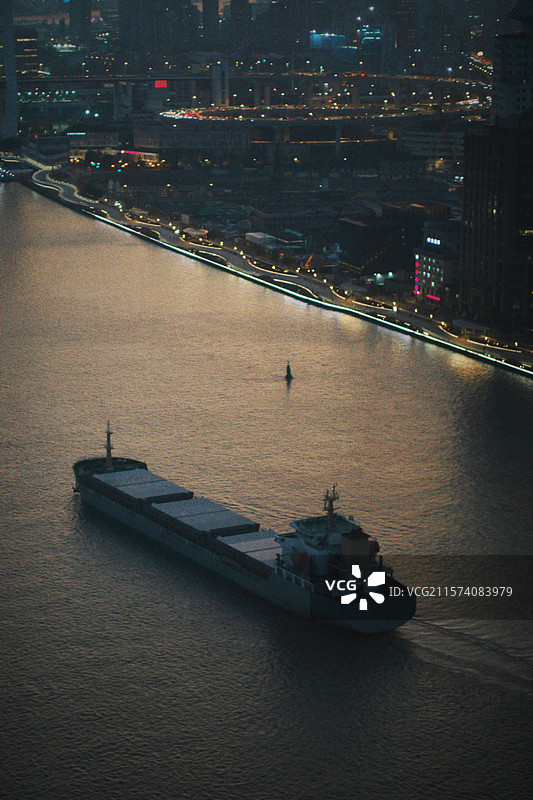 夕阳下的湖浦江图片素材