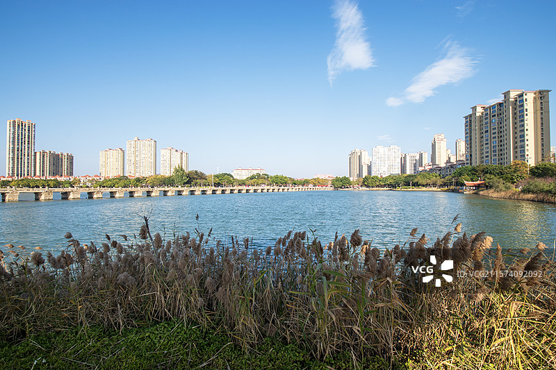 除夕的国家级文保单位泉州晋江安海五里桥黄昏景观图片素材