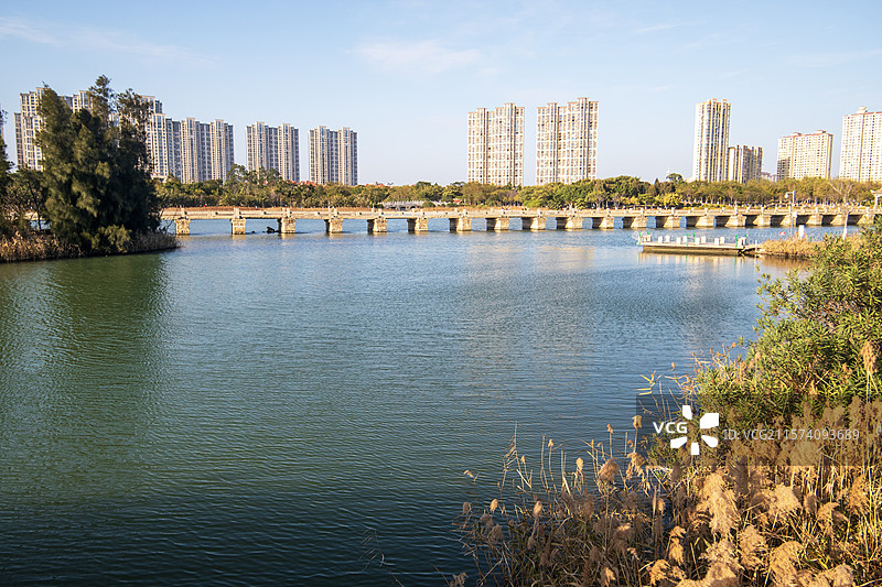 除夕的国家级文保单位泉州晋江安海五里桥黄昏景观图片素材
