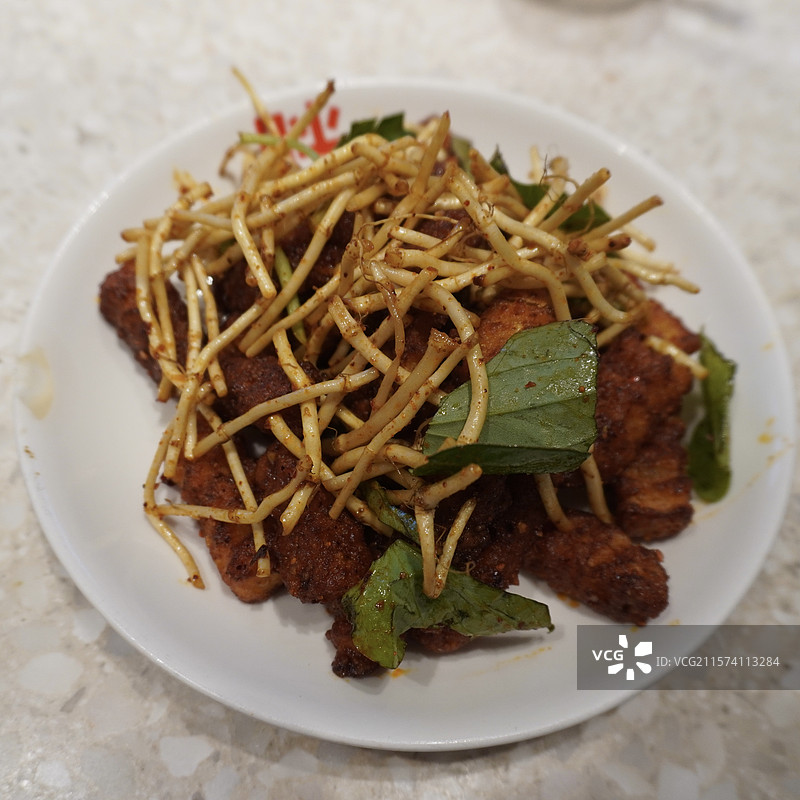 折耳根以及狼牙土豆图片素材