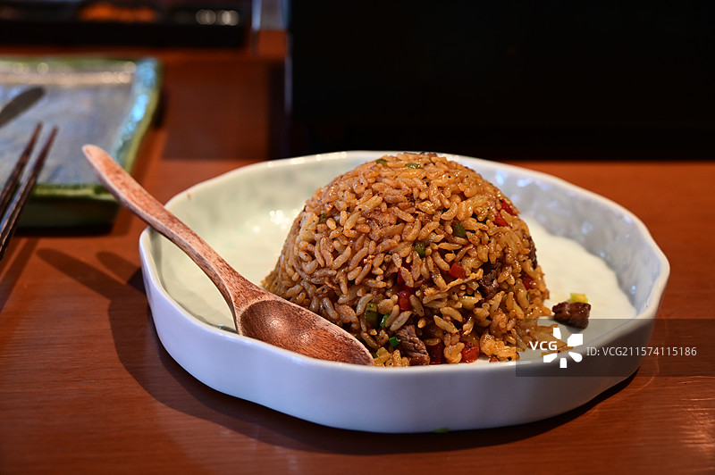 日式牛肉炒饭图片素材