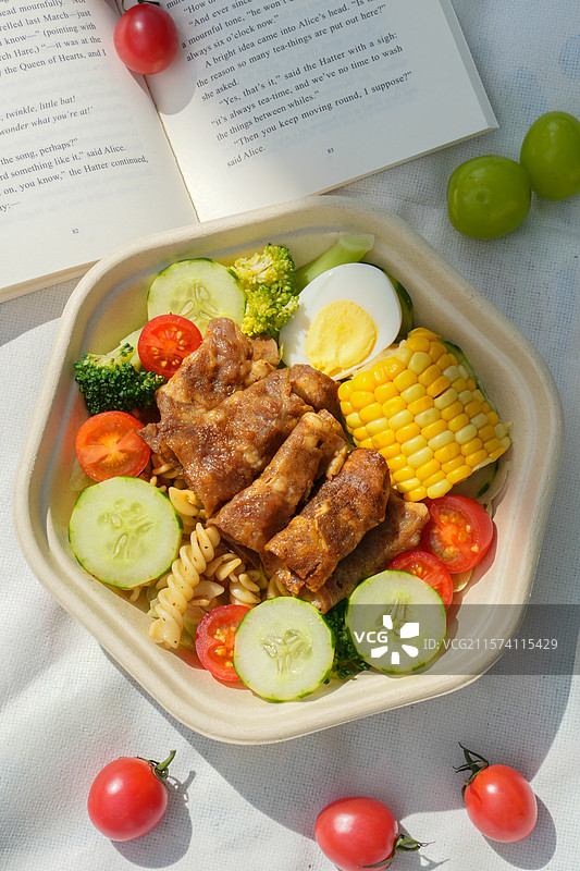 肥牛沙拉图片素材