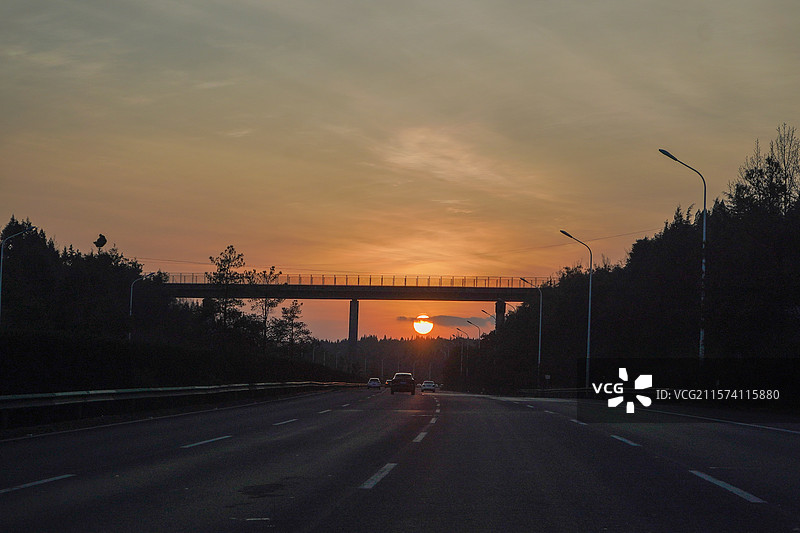 公路日落图片素材