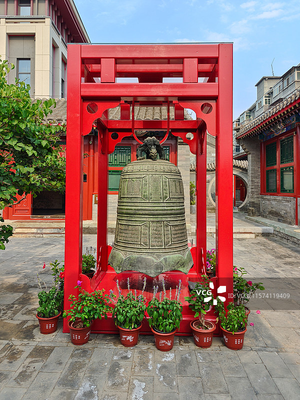北京通州博物馆宝光寺铜钟图片素材