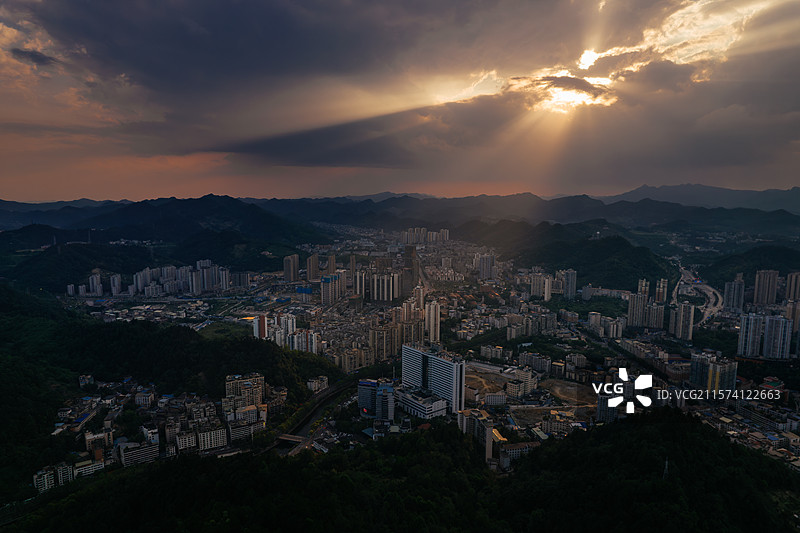 航拍贵州遵义城市风光图片素材