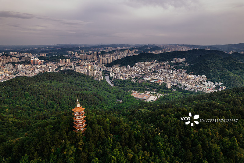 航拍贵州遵义城市风光图片素材