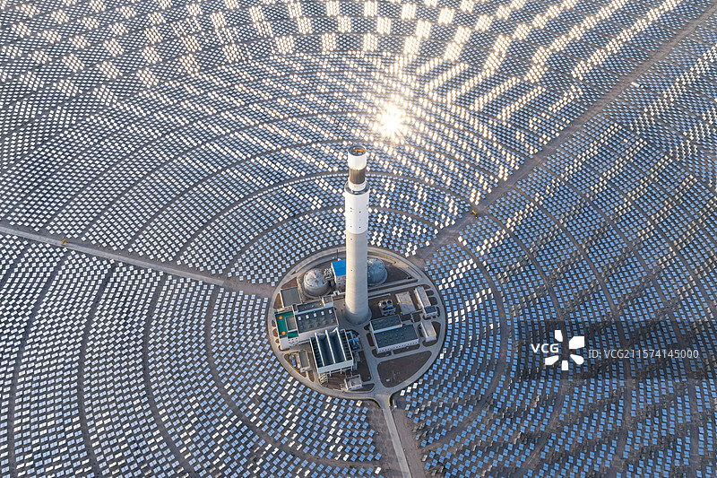 青海德令哈热熔盐电站图片素材