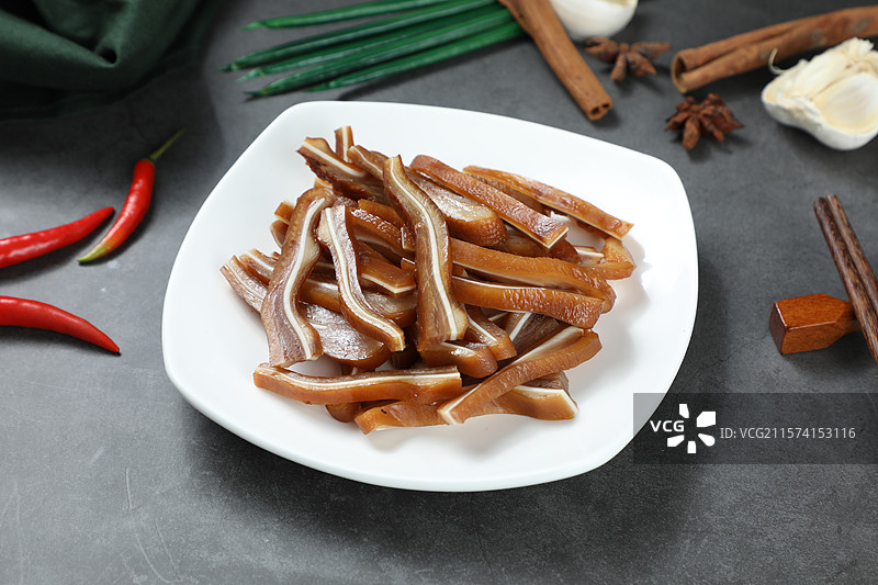 一丁 卤猪耳图片素材