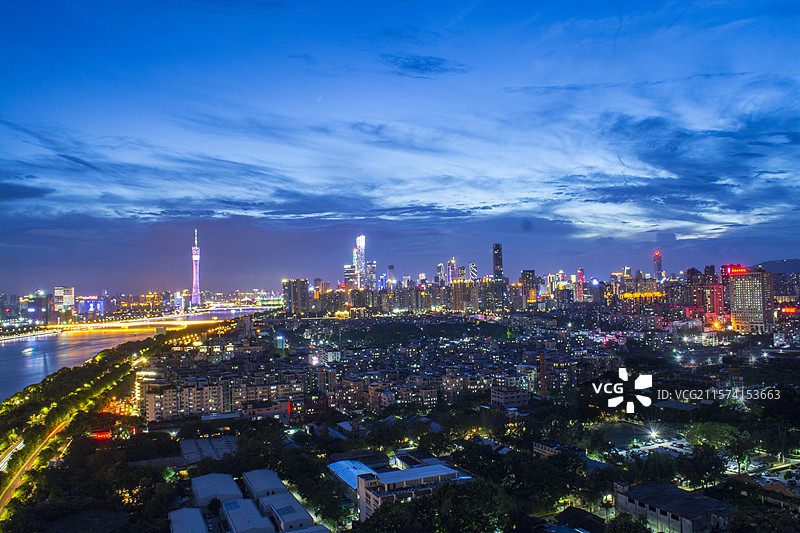 珠江新城广州塔夜景图片素材