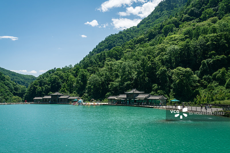 四川雅安天全喇叭河湖面图片素材