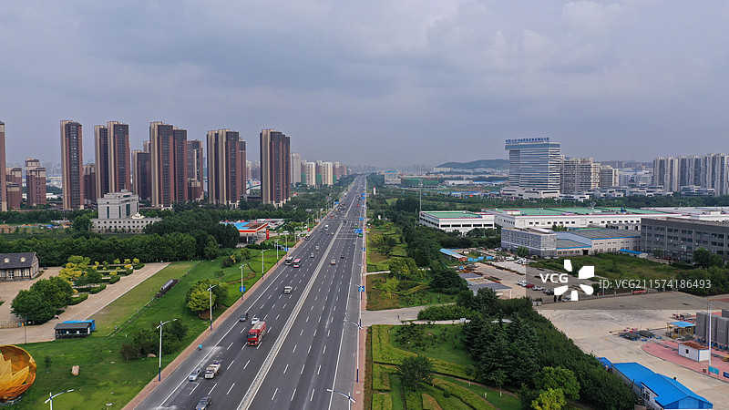 山东省烟台市福山区张裕卡斯特葡萄酒庄园图片素材