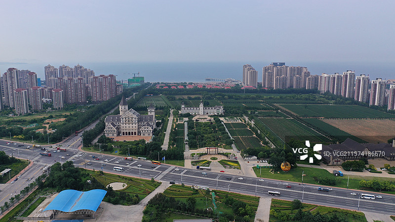 山东省烟台市福山区张裕卡斯特葡萄酒庄园图片素材