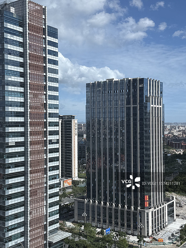 高楼大厦cbd办公楼图片素材