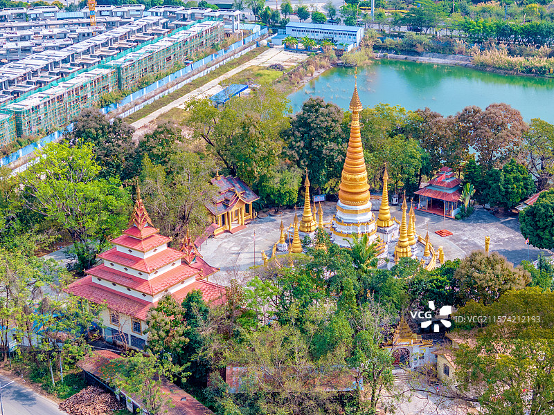 中国云南德宏瑞丽姐勒金塔航拍风光图片素材