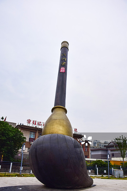 毛笔雕塑-沂州里图片素材