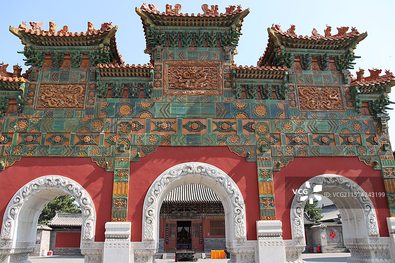 大同法华寺 琉璃牌坊图片素材