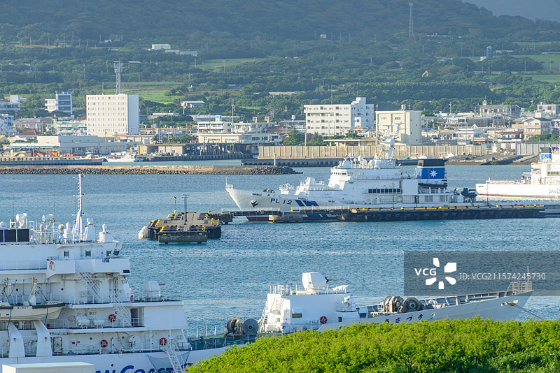 日本冲绳石垣岛石垣港口码头城市海岸景色图片素材