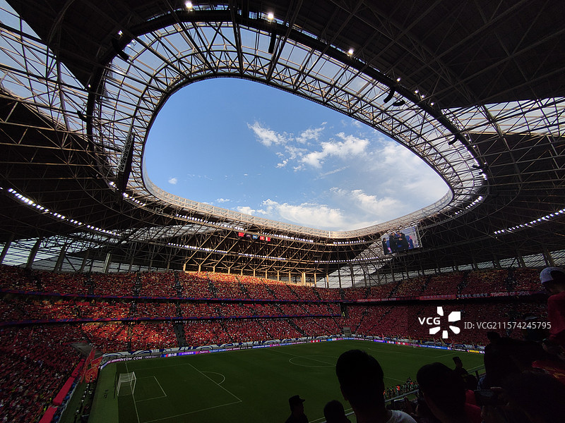 重庆龙兴专业足球场图片素材