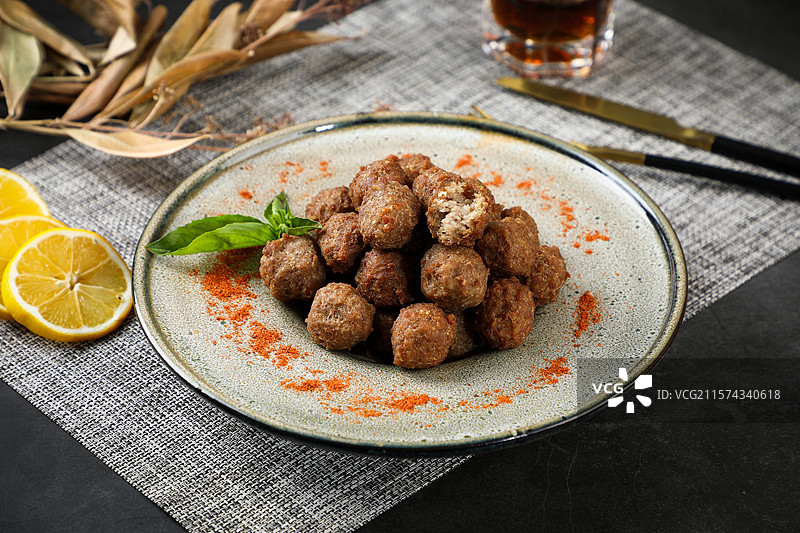 干炸丸子图片素材