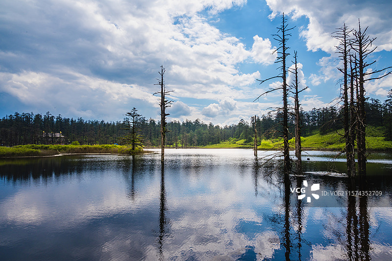 瓦屋山鸳鸯池图片素材