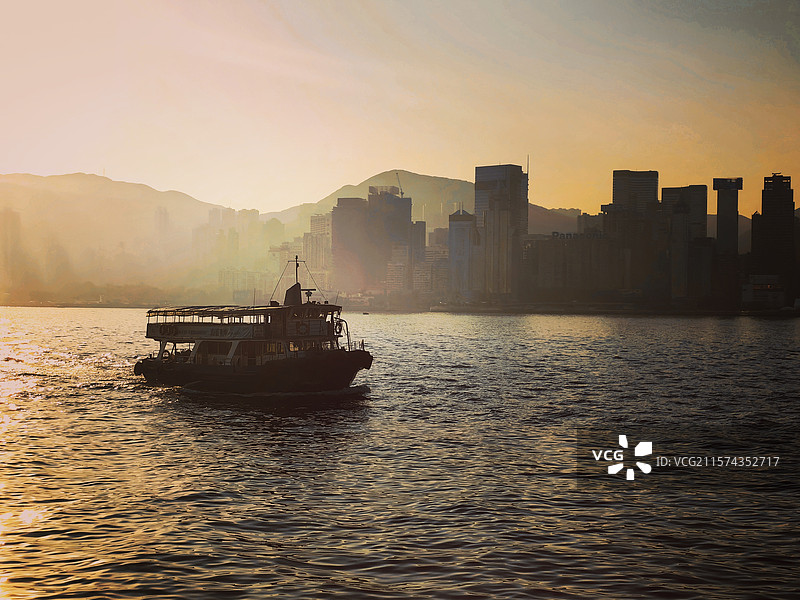 海边晨曦图片素材