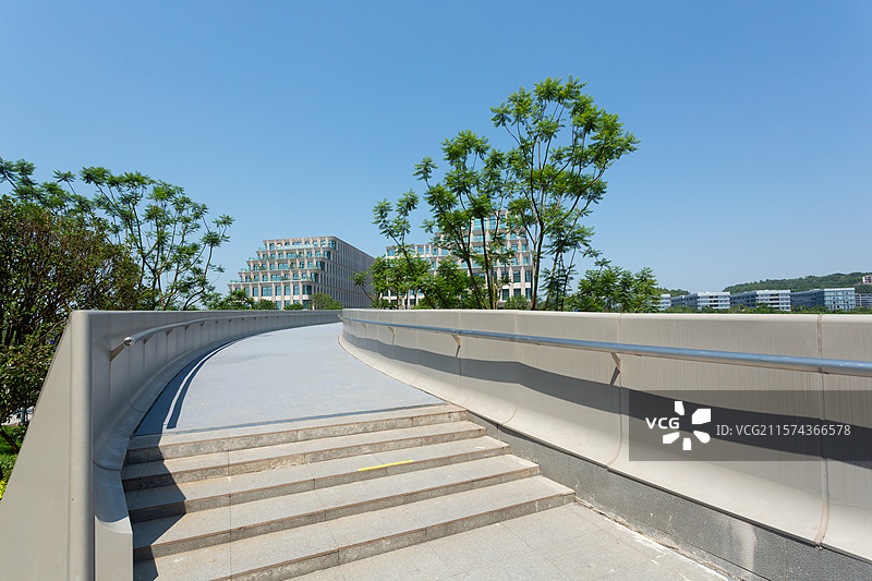 城市人行桥景观图片素材